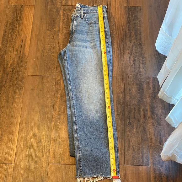 Lucky Brand Light Blue Frayed Hem Jeans - Picture 6 of 9